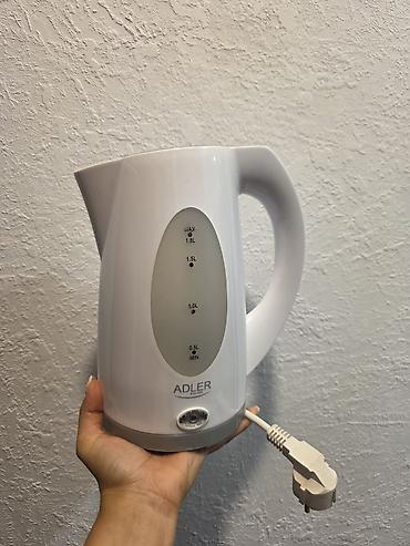 iphon 6: Adler Europe AD1208 elektrik çaydanı - Həcm: 1,8 litr (göstəricidə — 1