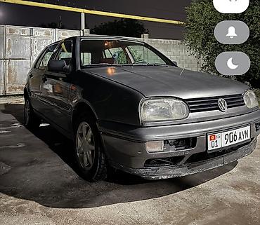 Volkswagen Golf: 1993 г., 1.8 л, Механика, Бензин, Хэтчбэк