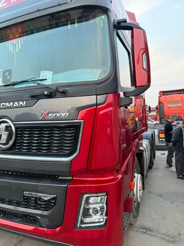 полировочный машина: Сүйрөгүч, Shacman, 2021 г., Прицепсиз