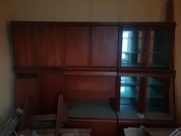 Dolablar: Tecili satilir normal veziyyetdedir