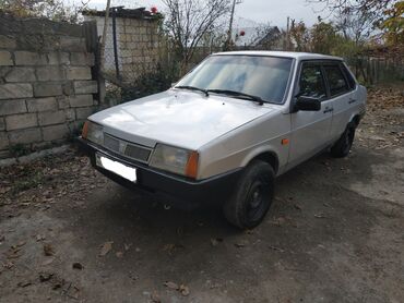 vaz 21099 satilir: VAZ (LADA) 21099: 1.5 l | 2003 il 320000 km Sedan