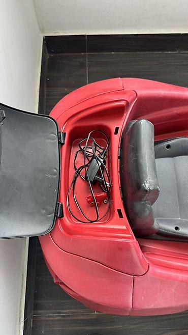 Uşaq üçün elektrik maşınları: Uşaq üçün elektrikli minik maşını – Ferrari üslubunda, qırmızı rəng — 2