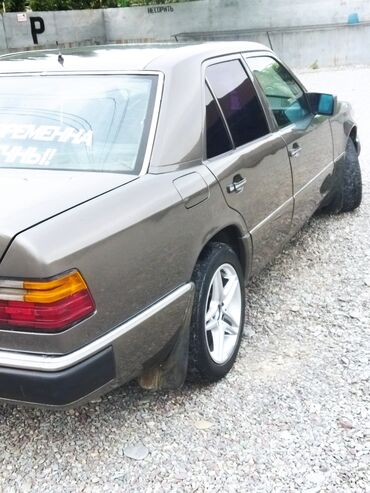запчасти опель омега б: Mercedes-Benz W124: 1991 г., 2.3 л, Механика, Бензин, Седан