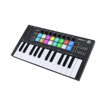 Dinamiklər və kolonkalar: Novation Launchkey Mini MK3