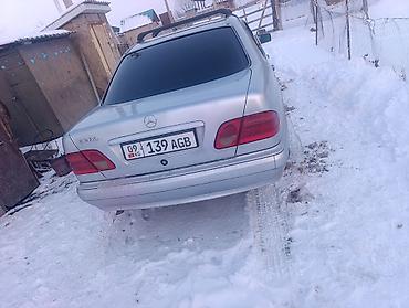 Mercedes-Benz: Mercedes-Benz E-Class: 1995 г., 2.3 л, Механика, Бензин, Седан — 8
