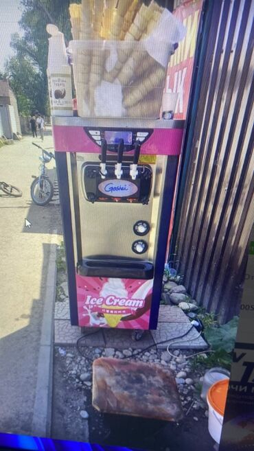 станок для бизнес: Мороженое аппарат б/у в прошлом году пользовались 1 месяц только