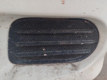 Решетки радиатора: Решетка радиатора Toyota 2003 г., Оригинал