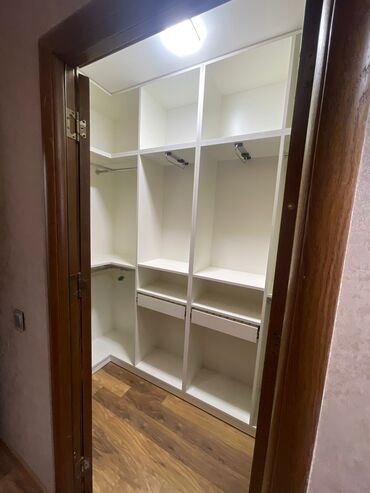 Köhnə tikili: Bakı, Neft Daşları qəs., 3 otaqlı, Köhnə tikili, m. Qara Qarayev, 65 kv. m -da lalafo.az — 11 Köhnə tikili: Bakı, Neft Daşları qəs., 3 otaqlı, Köhnə tikili, m. Qara Qarayev, 65 kv. m — 11