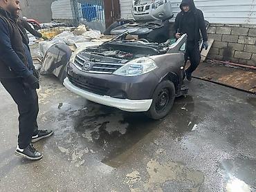 masin ucun baqaj: "Nissan Tiida" ehtiyat hissələri Tiida mator motor qabı baqaj baqac — 3