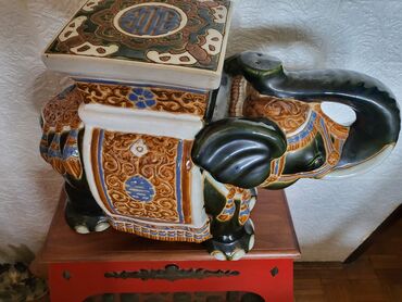 Figure: Figura, bоја - Šareno, Novo — 3