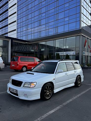 Subaru Forester: 2000 г., 2 л, Автомат, Бензин, Универсал