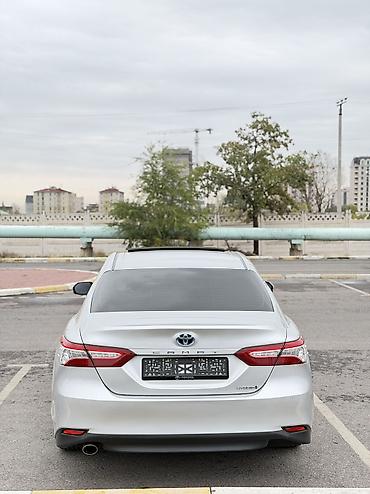 Toyota: Toyota Camry: 2018 г., 2.5 л, Вариатор, Гибрид, Седан — 4