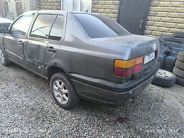 Volkswagen: Volkswagen Vento: 1993 г., Седан — 1
