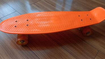 купить скейтборд в бишкеке: Скейтборд со светодиодными колесами 65×18 см крепкий, новый