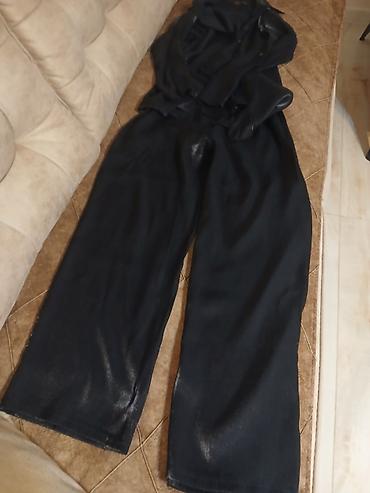 Prodajem novo i kao novo razne garderobe za sve sto vas zanima pitajte na lalafo.rs Prodajem novo i kao novo razne garderobe za sve sto vas zanima pitajte