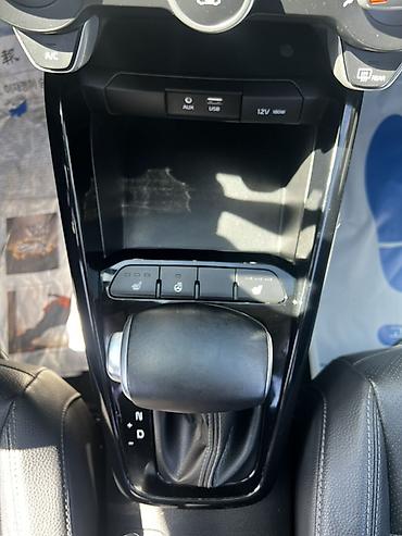 spark ltz: Kia Stonic: 2019 г., 1.6 л, Автомат, Дизель, Кроссовер — 9