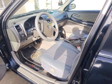 Nissan: Nissan Maxima: 3 l | 2002 il Sedan — 5