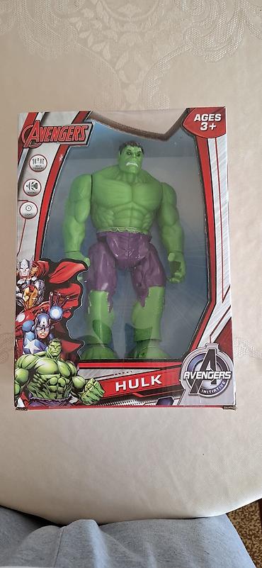 Oyuncaq fiqurlar: Avengers – Hulk interaktiv fiqur - Rəsmi Avengers dizaynı, qutulu. - — 1