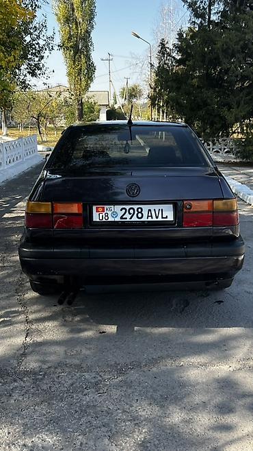 from japan: Volkswagen Vento: 1993 г., 1.8 л, Механика, Бензин, Седан — 3