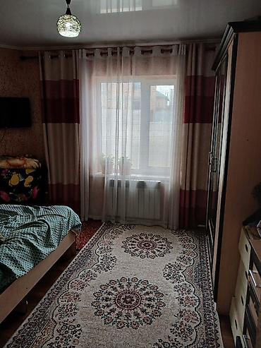 фэмили хаус: Продается 1 этажный 5 комнатный частный дом 🏠 📍 Адрес: Ак ордо 2 📐 — 6