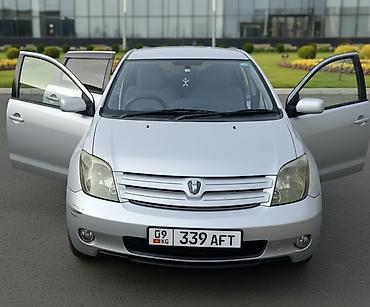 Toyota: Toyota ist: 2004 г., 1.3 л, Автомат, Бензин, Хэтчбэк — 1