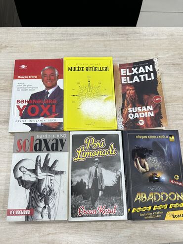 informatika 10: Kitablar satilir her biri 10 manat