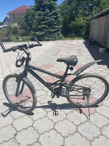 велосипед black one: Продам: велосипед состояния хороший.
цена:8000 сом