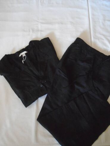 muska kosulja lanena: Košulja i pantalone H&M. Iz iste su kolekcije ali nije pravi