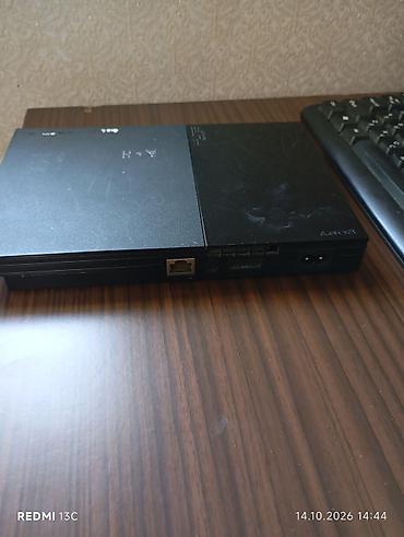 cmf phone 2: Sony PlayStation 2 Slim (PS2 Slim), модель SCPH‑серии. Комплектация — 1