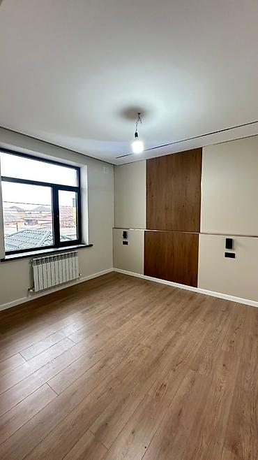 Продажа коттеджей и домов: 🏡ПРОДАЕТСЯ ОСОБНЯК 📍Арча-Бешик 🏠Площадь:200м² 🌿Участок:3сотки — 13