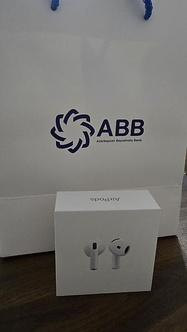 beats studio 3: Original airpods 4. ABB-dən kampaniyada udulub. qutusu açılmayıb. çox — 3