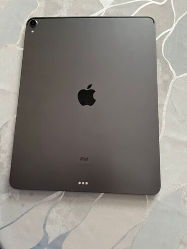 чехол ipad 4: Apple iPad planşet Xüsusiyyətlər: - Korpus: Space Gray alüminium, düz