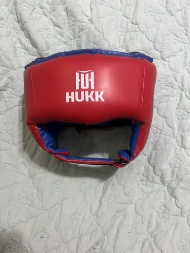 гдз я и мир 4 класс бухова 1 часть: Боксерский шлем HUKK, выполненный в красном и синем цветах. Этот шлем