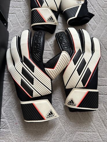 qapici elcekleri: Adidas Tiro GL Pro – Orijinal qapıçı əlcəkləri.Tam yeni, qutudadır!