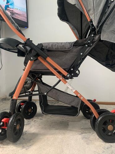 детски коляска: Коляска, цвет - Коричневый, Новый