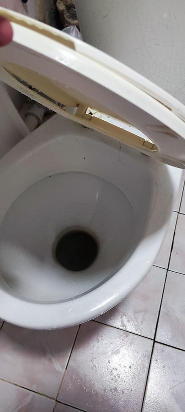 unitaz baçokları və mexanizmləri: Məhsul: Keramik unitaz və üst su çəni dəsti Təsvir: - Korpus: Ağ — 4
