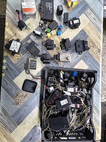 Dinamo, generatorlar: "Mercedes" ehtiyat hissələri Şəhər: Bakı Elanın növü: Ehtiyat — 14