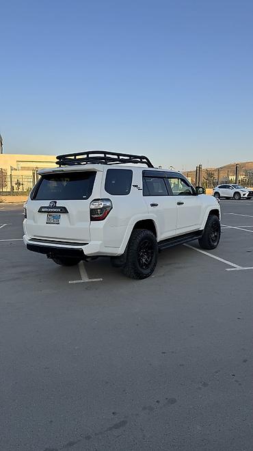 from usa: Toyota 4Runner: 2020 г., 4 л, Автомат, Бензин, Внедорожник — 6