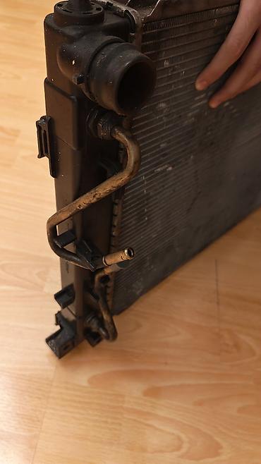Mühərrik soyutma radiatorları: Avtomobil üçün soyutma radiatoru - Material: alüminium nüvə, plastik — 3