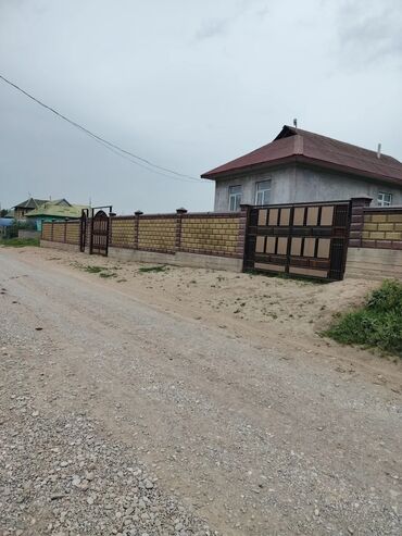 продаю дом село ак жол: Дом, 90 м², 3 комнаты, Собственник, Евроремонт