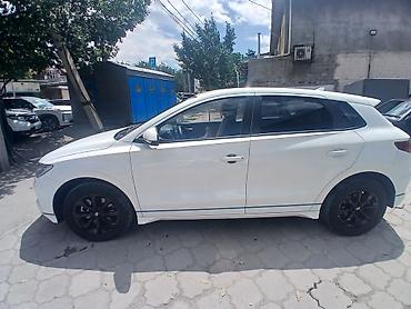 byd e1: BYD E2: 2020 г., Автомат, Электромобиль, Кроссовер — 3