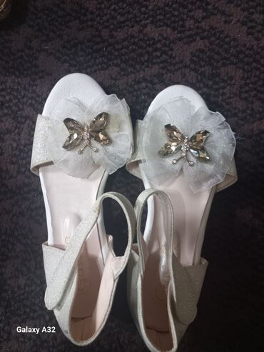 Детская обувь: Детская обувь на 6, 7, 8 лет, производство Южная Корея. Обувь хорошего — 8