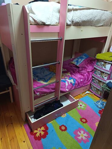 Uşaq üçün maşın çarpayıları: Qız üçün, İşlənmiş, Çarpayı, Matras ilə, Siyirməli, Taxta