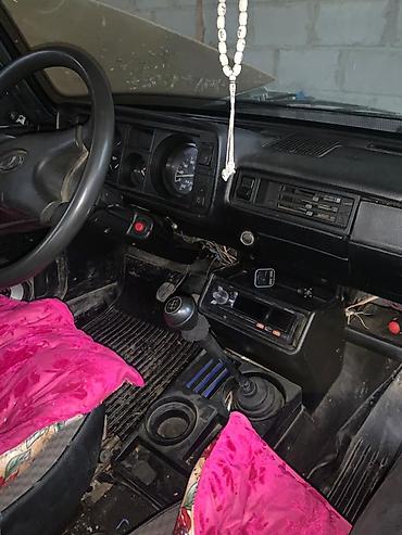 ВАЗ (ЛАДА): ВАЗ (ЛАДА) 2105: 2007 г., 1.8 л, Механика, Бензин — 4