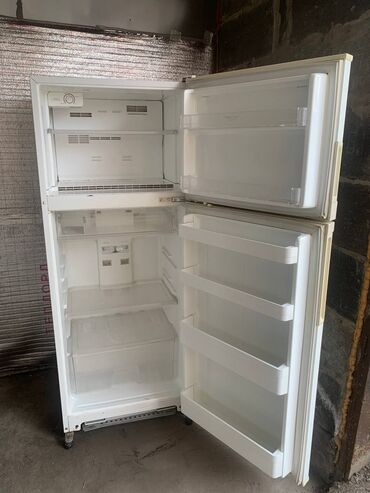 холодильный ларь: Холодильник Б/у, Двухкамерный, No frost, 6 * 170 *