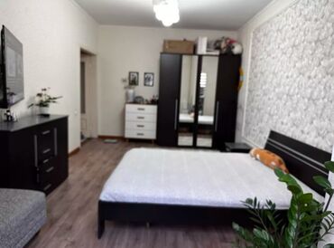 квартира 4комната: 4 комнаты, 93 м², 106 серия, 2 этаж, Косметический ремонт