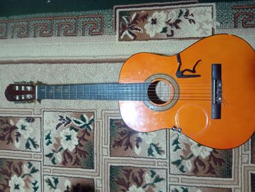Digər: Gitar əla vezyetdedi TƏCİLİ SATILIR!