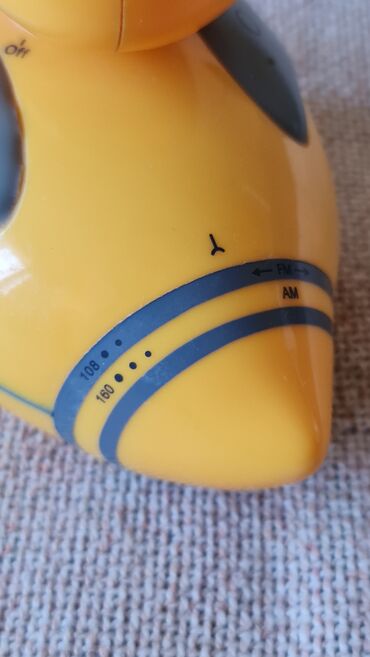 Igračke: Plastično AM/FM radio u obliku žute gumene patkice – zabavan — 7