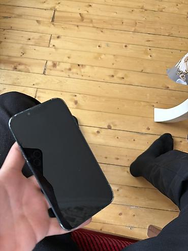 dubayski iphone 15: IPhone 13, 128 GB, Qara, Face ID — 7