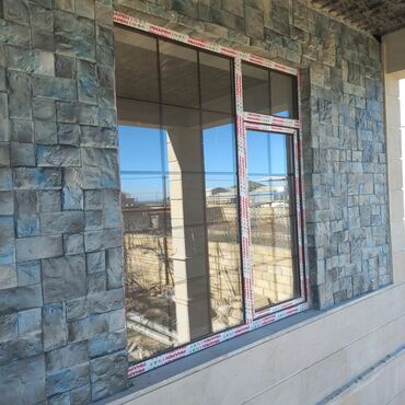 Tikinti işləri: Şüşə ofi̇s və otağ lar üçün ara kəsmə. Kəyfi̇yyatli̇. Sərfəli̇ — 27